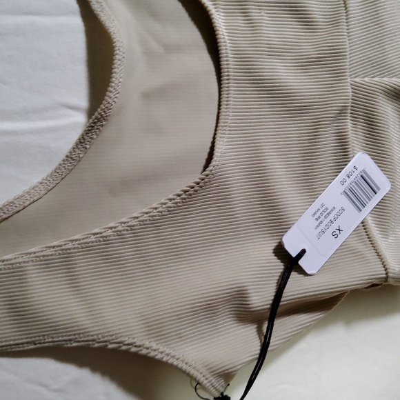 WEWOREWHAT SCOOP BODY SUIT Size XS - Picture 3 of 7